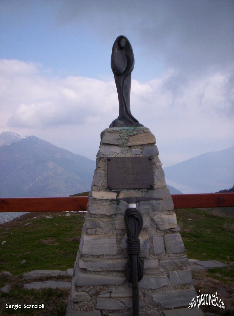 26 LA MADONNINA IN VETTA AL TREMEZZO.jpg